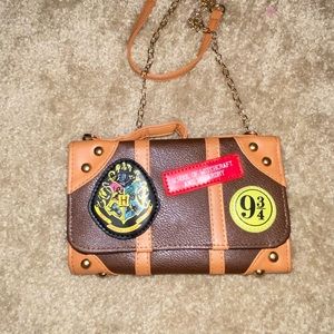 Harry Potter suitcase crossbody wallet